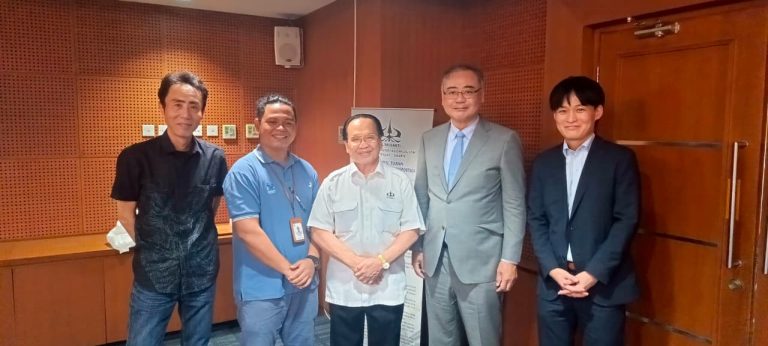 Mugen Indonesia Perkuat Kolaborasi Global: Fasilitasi Kunjungan JARTS dan JR East ke ITL Trisakti untuk Pengembangan Program SSW Kereta Api